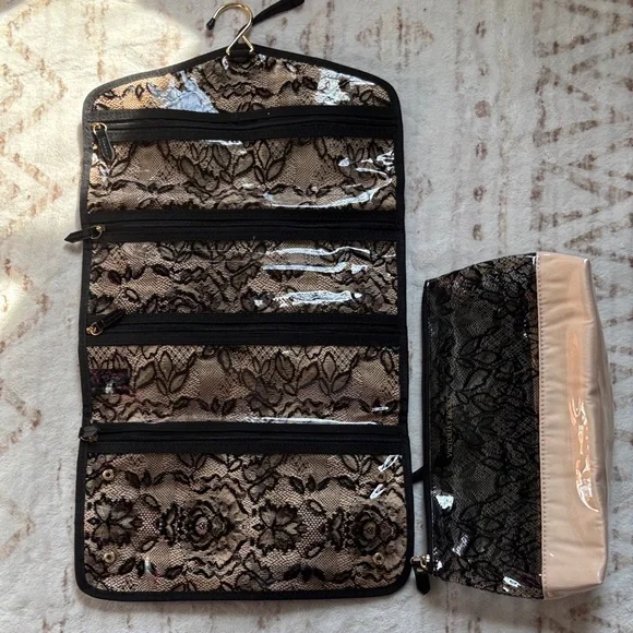 Victoria's Secret Leopard Print Cosmetic Case - Picture 5 of 6